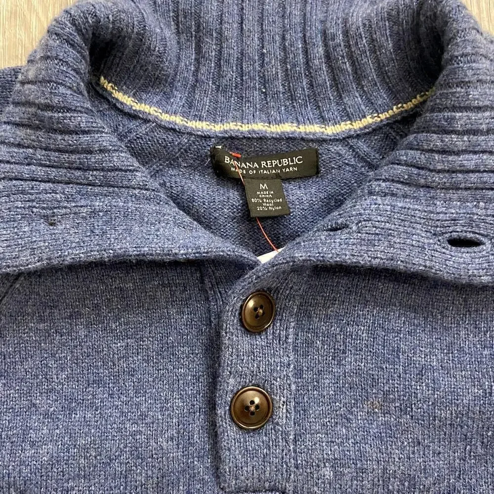 Banana Republic Men's Italian Yarn Sweater Size Medium